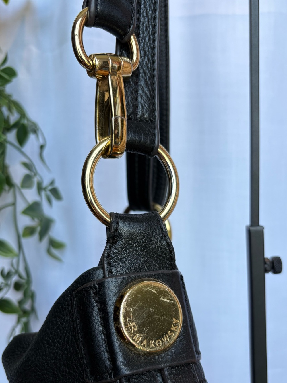 B. Makowsky Westbourne Convertible Crossbody Shoulder Bag - Black/Gold - Y2K - Picture 11 of 14